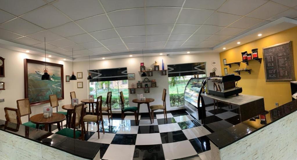 كراتشي Airport Hotel المظهر الخارجي الصورة